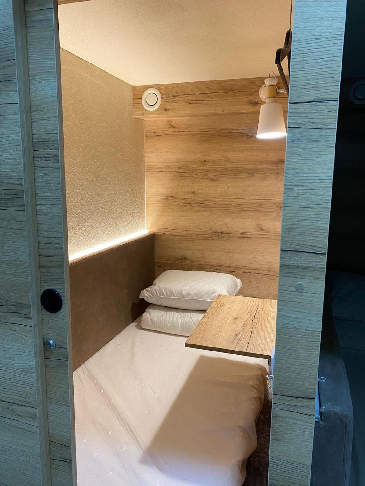 Aq Capsule Hostel 알마티 외부 사진